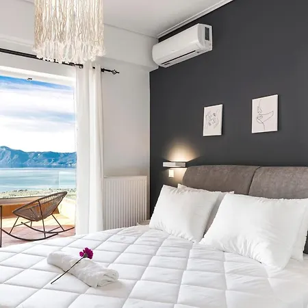Serenity Penthouse Hotell Chalkís