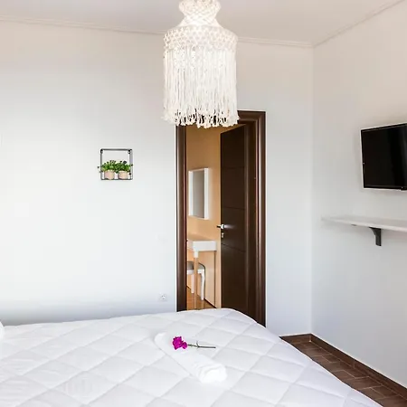 Serenity Penthouse Hotell 4*